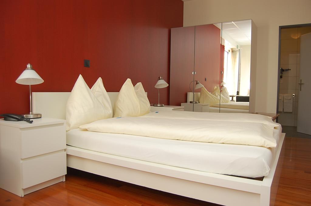 Hotel Sursee Δωμάτιο φωτογραφία